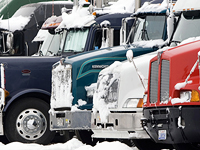 Аварии в Канаде на фоне снегопада: один погибший, десятки раненых