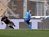 Инсинье забил два мяча. 