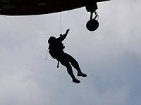 Курдские ополченцы, высадившись с вертолетов, отбили у ИГ сирийскую авиабазу