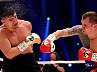 Бриедис стал первым латвийским  чемпионом мира по боксу. Он победил Марко Хука