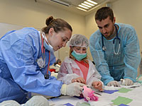 Кукольная больница при Бар-Илане за один день вылечила около тысячи игрушек