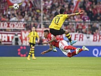 Роббен повторяет знаменитый гол. Дубль Левандовски.