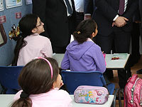 Перед праздником Песах религиозные активисты посещали светские школы и детские сады Гиватаима 