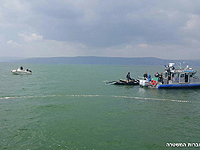 Полиция продолжает поиски трех человек, пропавших в районе Кинерета
