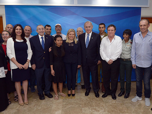 Супруги Нетаниягу встретились с участниками церемонии зажжения факелов в День Независимости