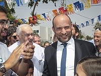 Нафтали Беннет одержал убедительную победу на праймериз в 