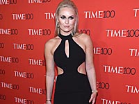 Олимпийская чемпионка продемонстрировала великолепную спортивную форму, снявшись топлесс