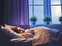 Синдром Ангельмана: трехлетняя девочка спит не более полутора часов в сутки