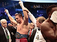 Бывший соперник Владимира Кличко победил 
