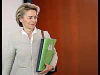 Министр обороны Германии отменила визит в США