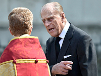 Принц Филипп отойдет от исполнения официальных обязанностей