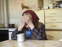 Преступники ограбили пенсионерку, заявив, что пришли поздравить ее с Днем Победы
