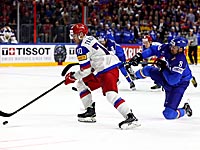 Россияне забросили 10 шайб, канадцы - 7