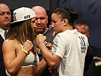 Хакеры выложили в сеть откровенные фото девушек UFC