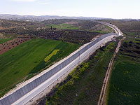 В районе Хеврона завершается строительство разделительного забора
