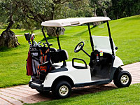 В парке Ганей Иешуа в Тель-Авиве гольф-кар сбил 5-летнего ребенка