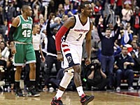 Дальний бросок Джона Уолла за 3 секунды до конца матча принес победу 