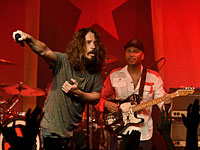 Судмедэксперты: рок-музыкант Крис Корнелл покончил с собой