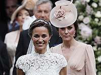Пиппа вышла замуж: все, как у Кейт. Фоторепортаж