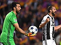 Порядок устоял перед напором: