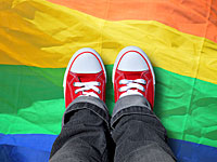 Массовый арест гомосексуалистов в Джакарте: стриптиз и мастурбация вне закона