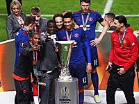 За победу в Лиге Европы футболисты 