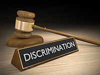 Агент по недвижимости, которого начальница обещала наградить минетом, выиграл дело в суде