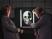 Зеркала Гамлета Евгения Миронова. Фотозаметка Дмитрия Брикмана
