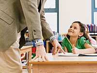 Учитель младшей школы задержан по подозрению в развратных действиях