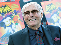 Умер актер Адам Уэст, звезда сериала