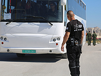 Женщин и детей из арабских населенных пунктов доставили автобусами на Храмовую гору