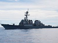У берегов Японии столкнулись эсминец ВМС США и торговое судно, есть раненые и пропавшие без вести