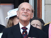 Принц Филипп выписан из больницы
