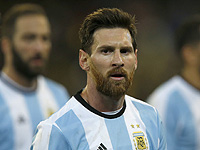 Знаменитому футболисту Лионелю Месси – 30. Фотогалерея