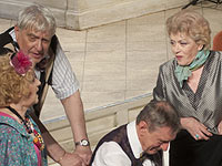 Алиса Фрейндлих и Олег Басилашвили в спектакле БДТ им. Г. А. Товстоногова