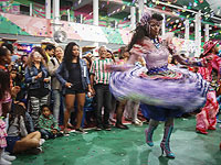 Вопреки угрозам: самба-вечеринка в Рио-де-Жанейро. Фоторепортаж