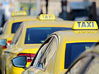 В аэропорту Бостона такси врезалось в группу людей у входа в здание