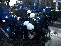 Два россиянина пойдут под суд за участие в беспорядках во время саммита G20 в Гамбурге