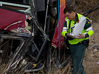 На Мадагаскаре автобус упал в овраг: более 30 погибших