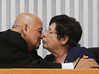 Перед выходом на пенсию судья Салим Джубран отказался предоставить однополым парам право на суррогатное материнство