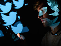 Протест израильтянина: оскорбительные граффити – напротив  офиса Twitter