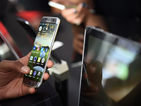 Мобильная связь в Израиле в 2017 году. Новый опрос NEWSru.co.il