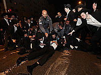 Беспорядки в Иерусалиме: пострадали пятеро полицейских