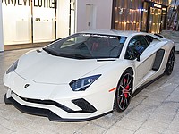 Угонщиков Lamborghini задержали после того, как суперкар сломался и загорелся на трассе