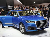 Гибридный кроссовер Audi Q7 e-tron поступает в продажу на израильском рынке