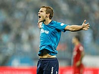 Кокорин забил два мяча. 