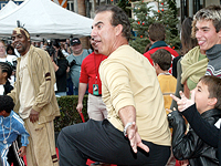 Умер известный комедийный актер Джей Томас