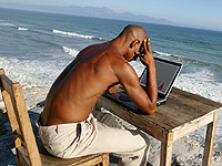 26-летний мужчина отказался от секса, чтобы не показывать партнерам свою лысину