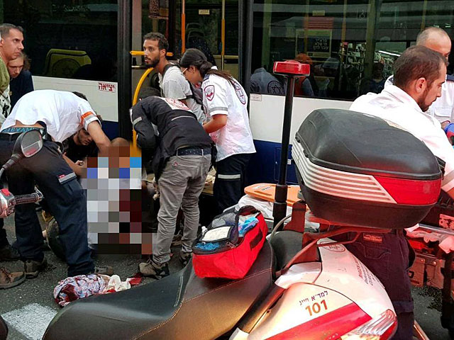 На улице Аленби в Тель-Авиве автобус сбил электровелосипедиста