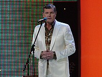 Певцу Александру Новикову предъявлено обвинение в многомиллионном мошенничестве